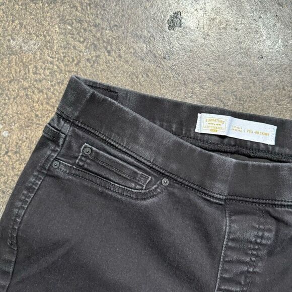 Signature Levi Strauss Pull On Skinny Totally Shaping Jeans Women’s 29 Waist - Picture 14 of 15